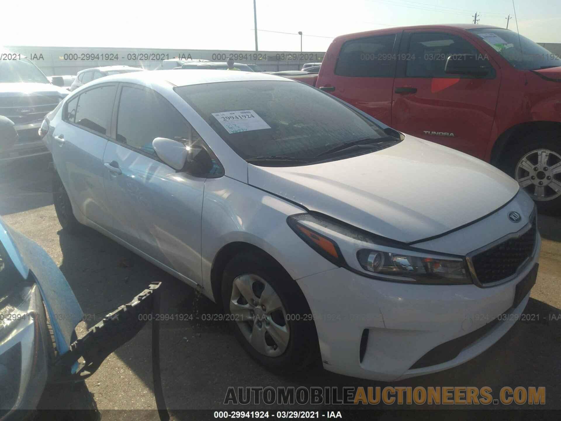 3KPFL4A77JE176041 KIA FORTE 2018