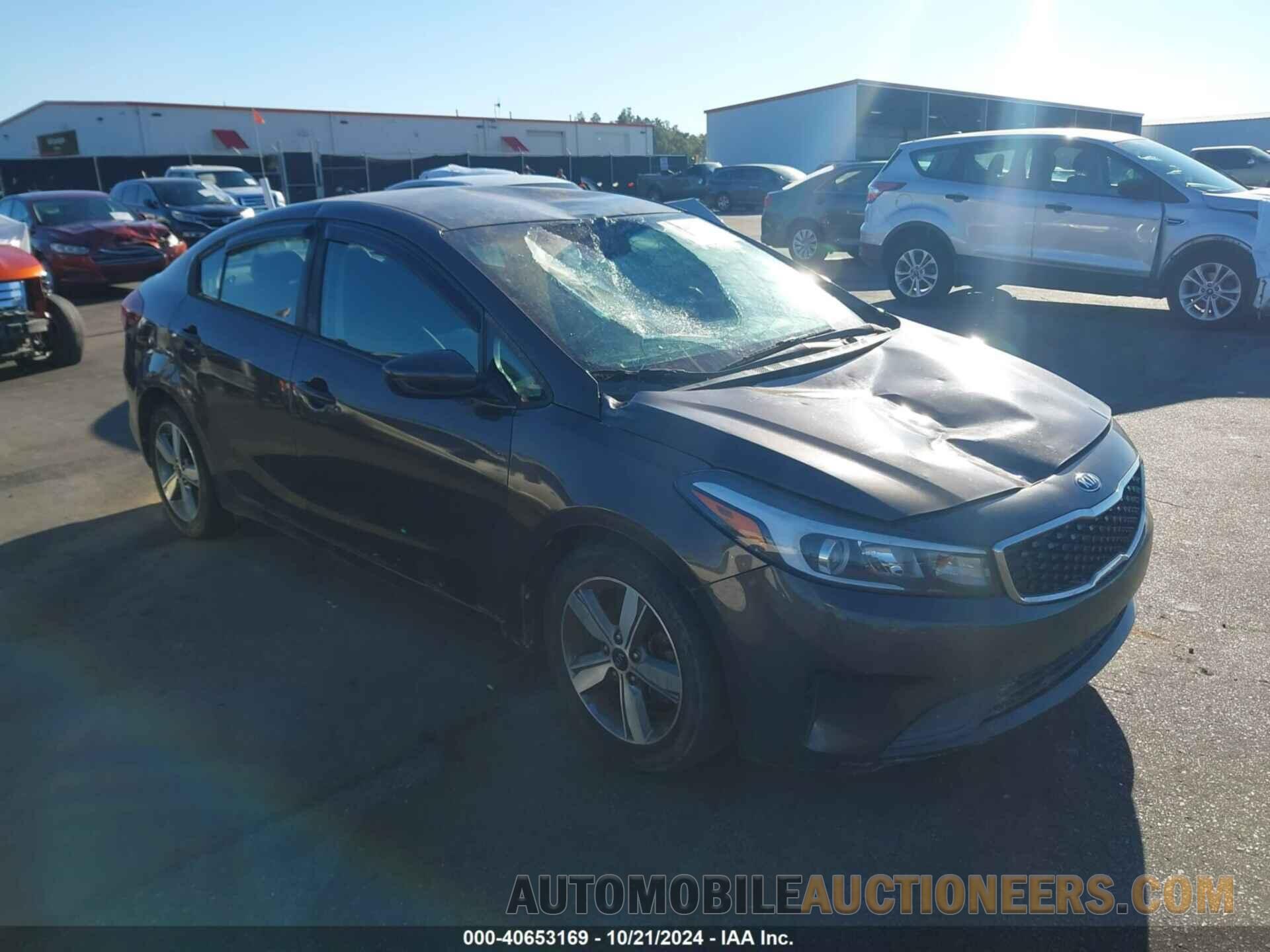 3KPFL4A77JE212178 KIA FORTE 2018