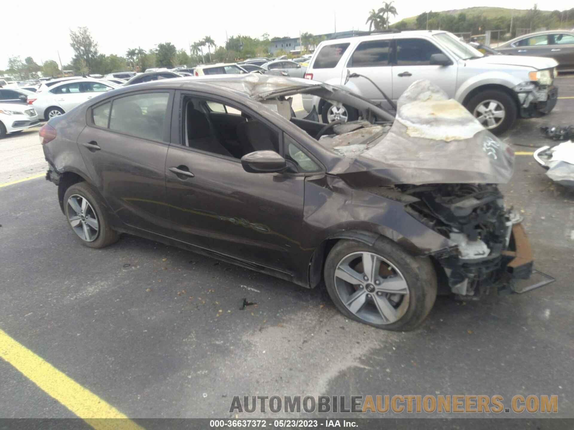 3KPFL4A77JE215548 KIA FORTE 2018