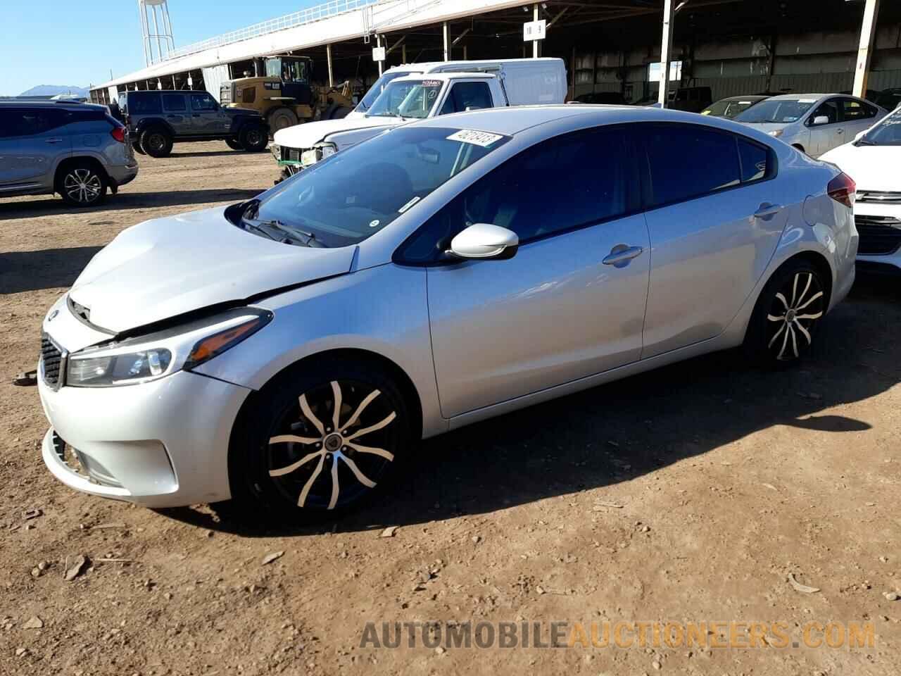 3KPFL4A77JE269593 KIA FORTE 2018