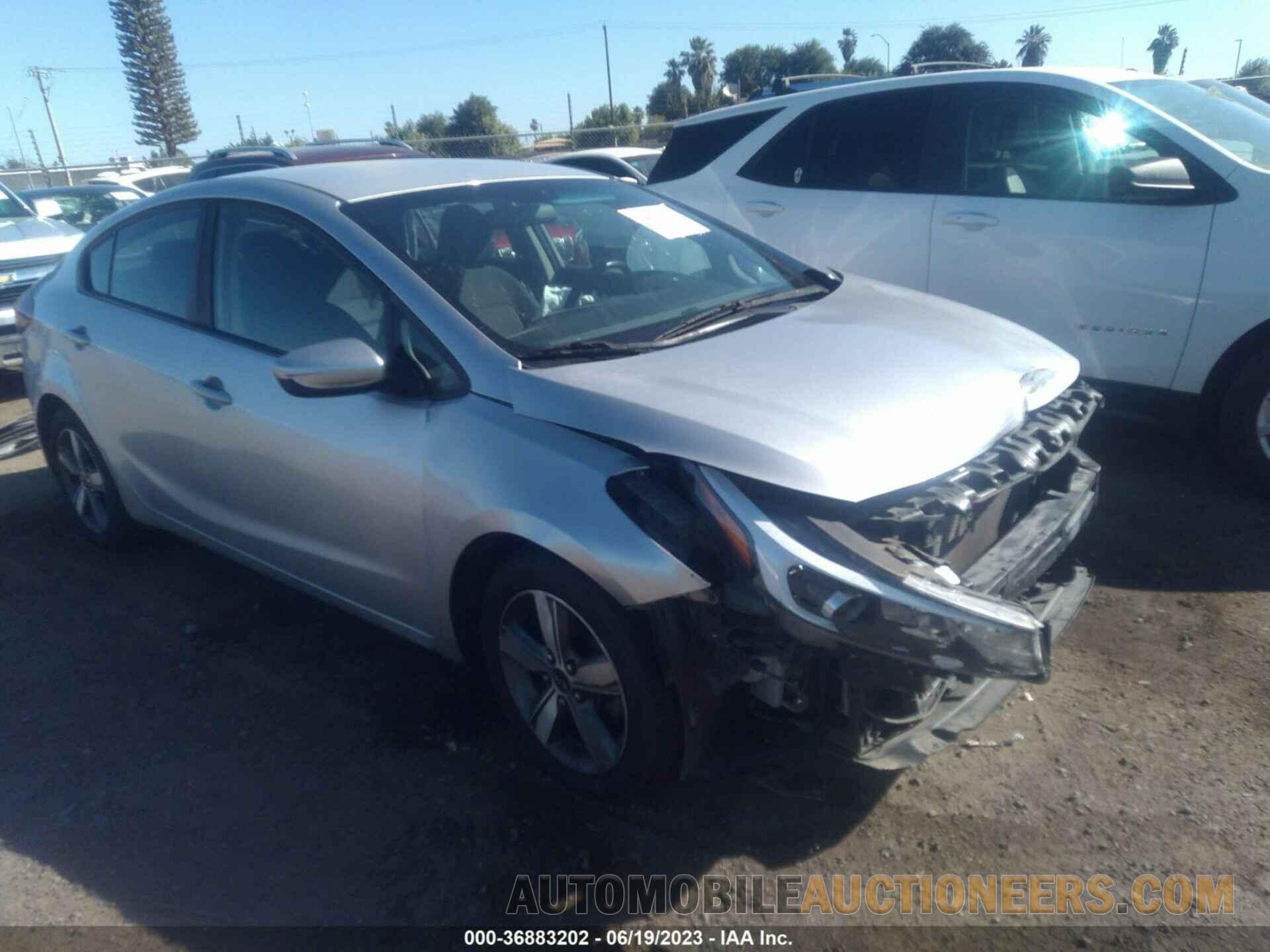 3KPFL4A78JE166716 KIA FORTE 2018