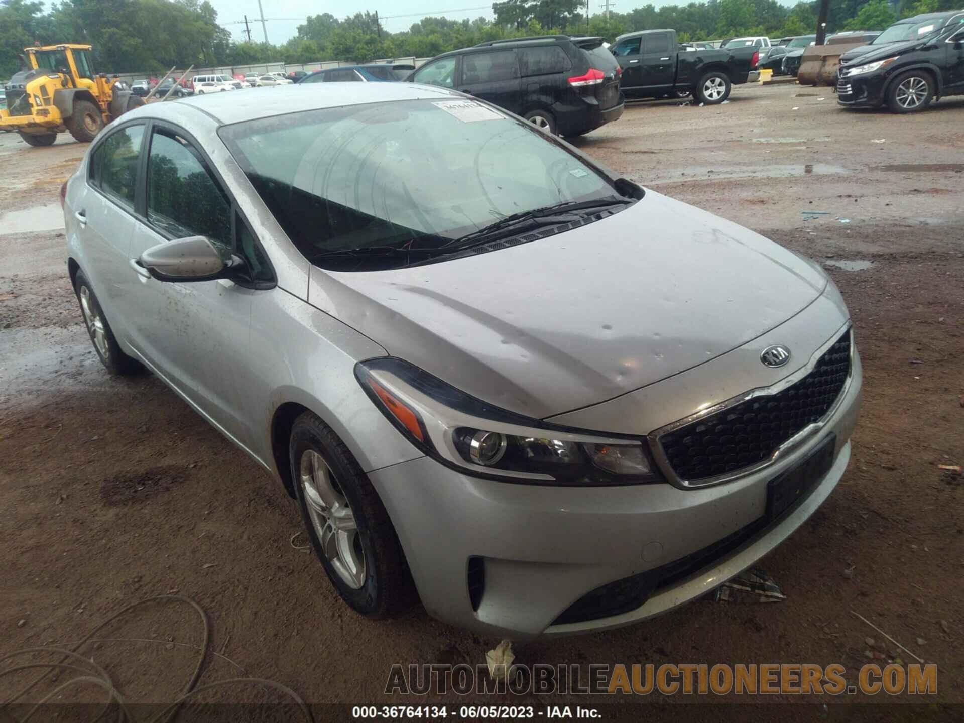 3KPFL4A78JE178123 KIA FORTE 2018