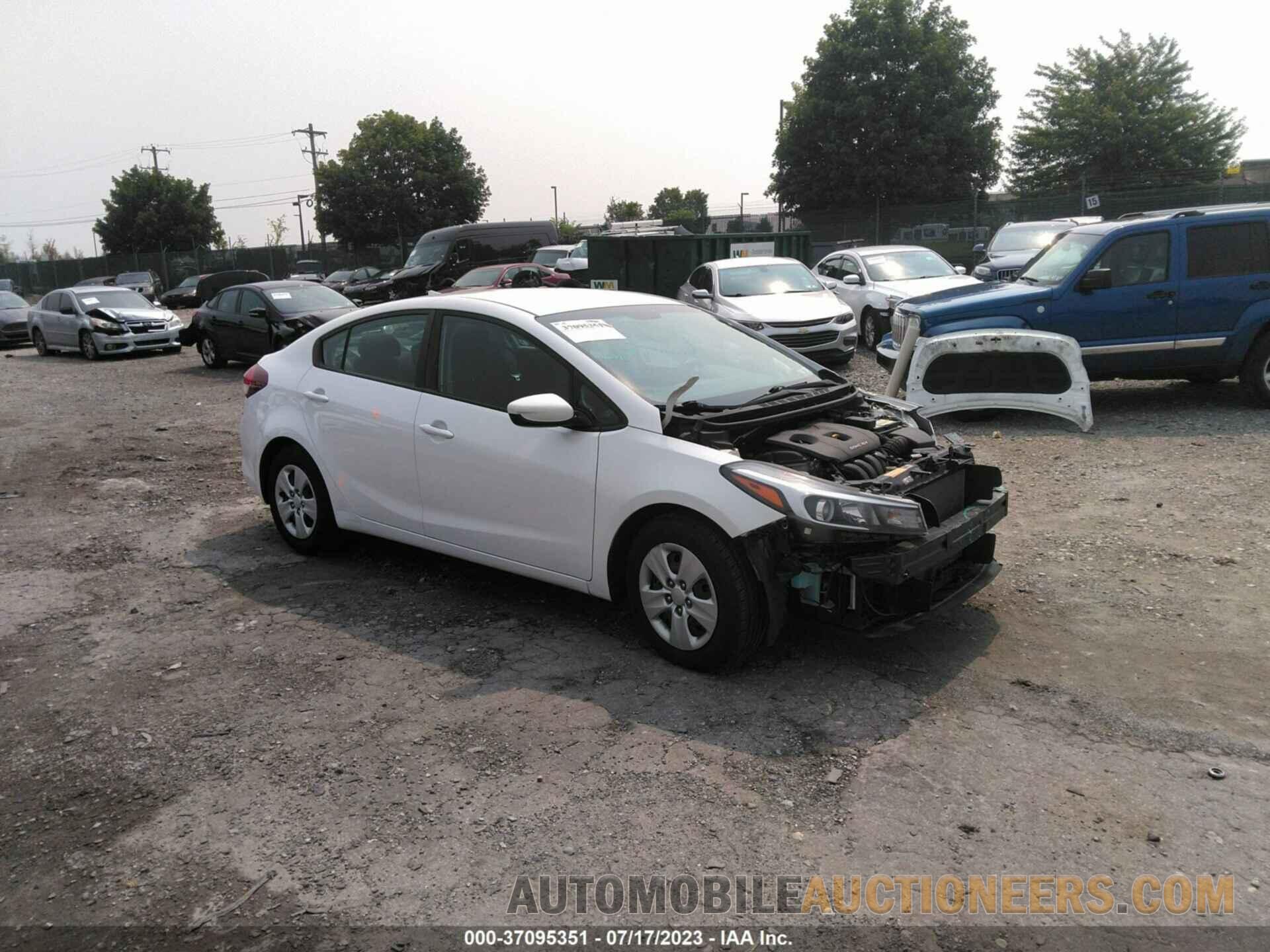 3KPFL4A78JE181717 KIA FORTE 2018