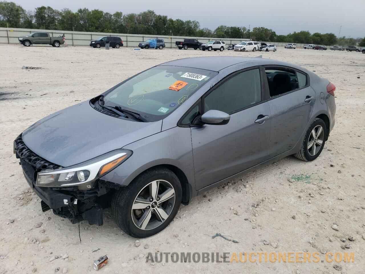 3KPFL4A78JE195455 KIA FORTE 2018