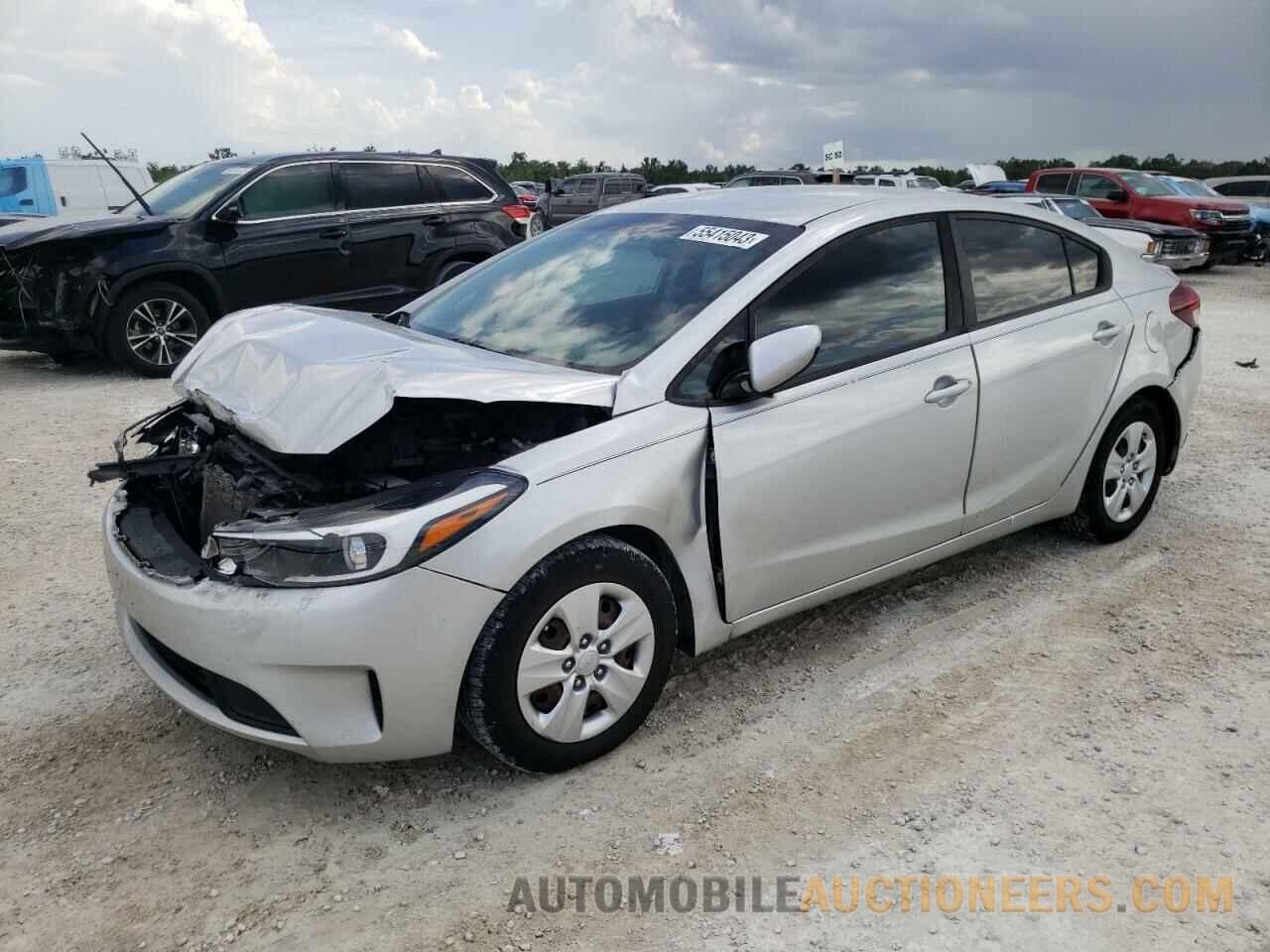 3KPFL4A78JE205868 KIA FORTE 2018