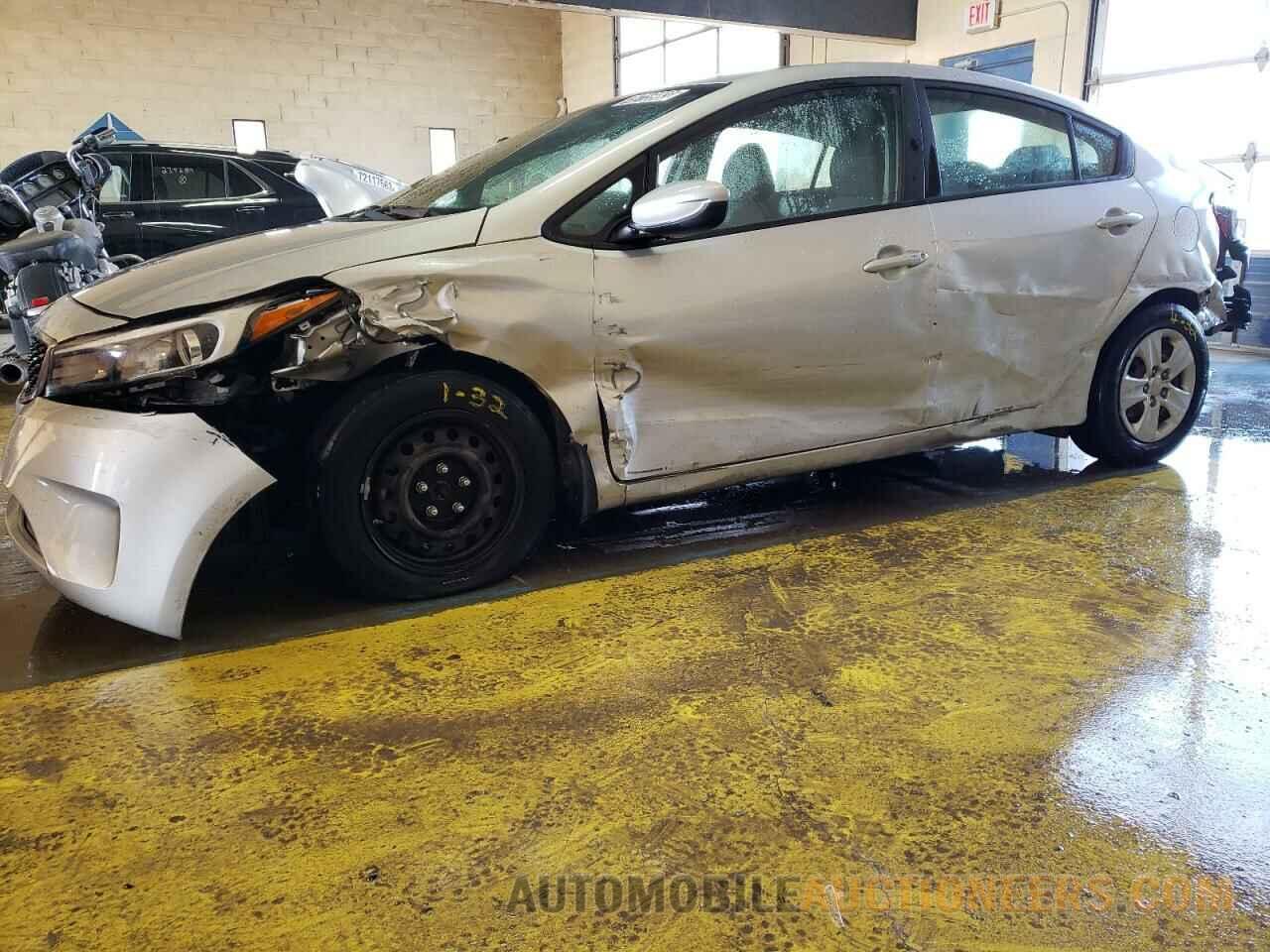 3KPFL4A78JE236487 KIA FORTE 2018