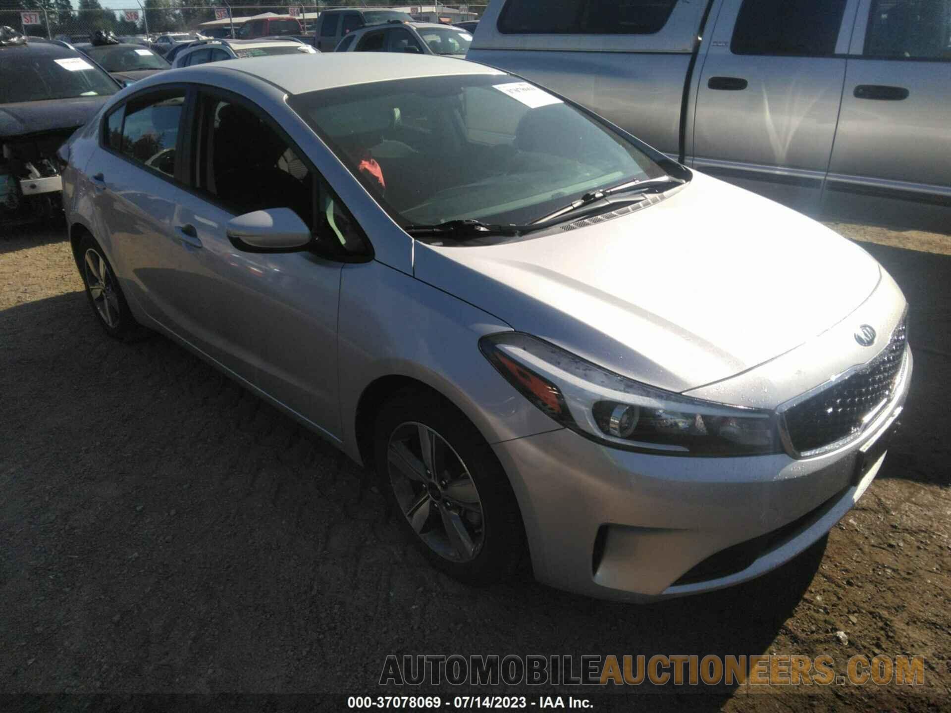 3KPFL4A78JE248638 KIA FORTE 2018