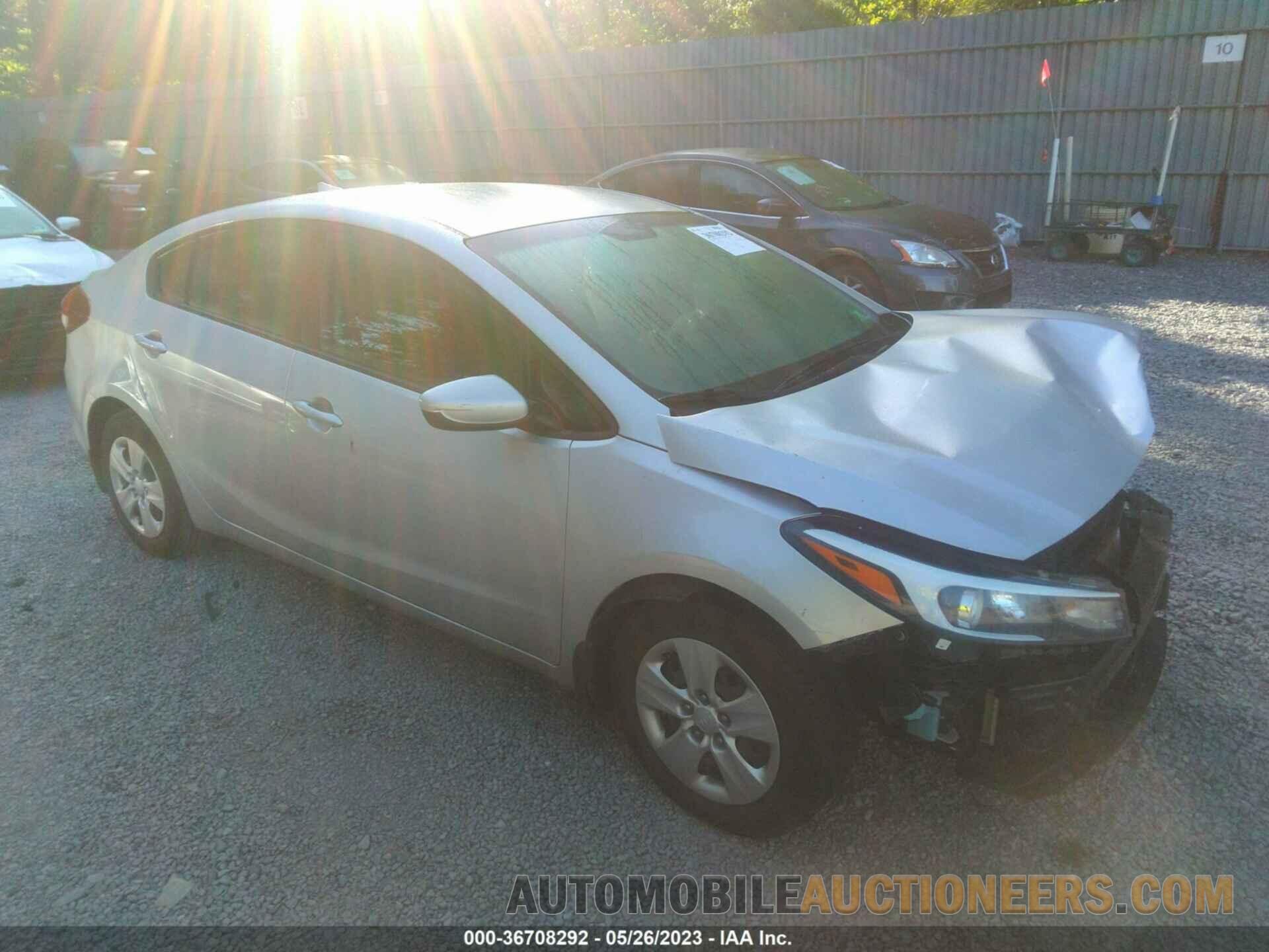 3KPFL4A78JE249868 KIA FORTE 2018