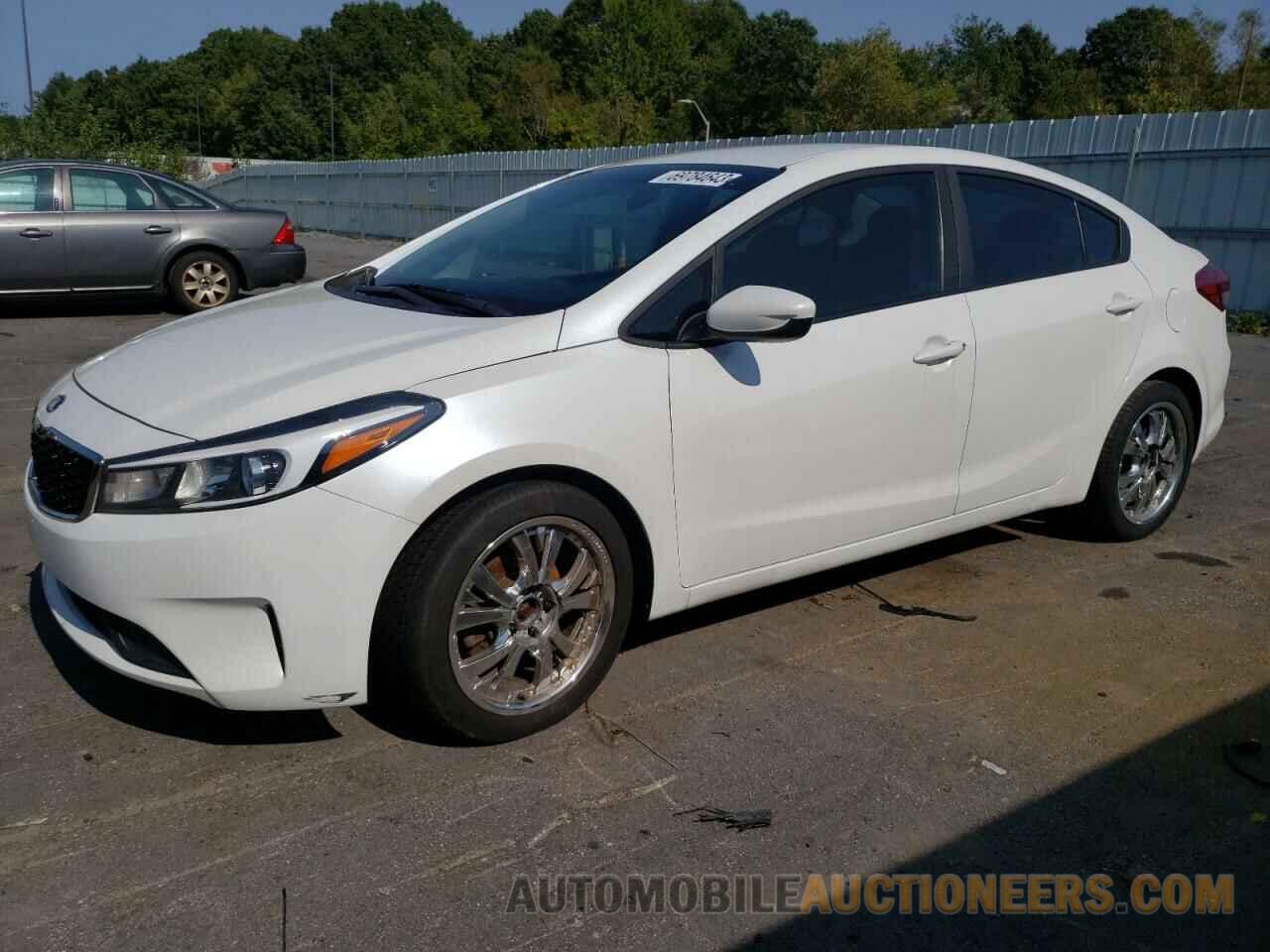 3KPFL4A78JE253919 KIA FORTE 2018