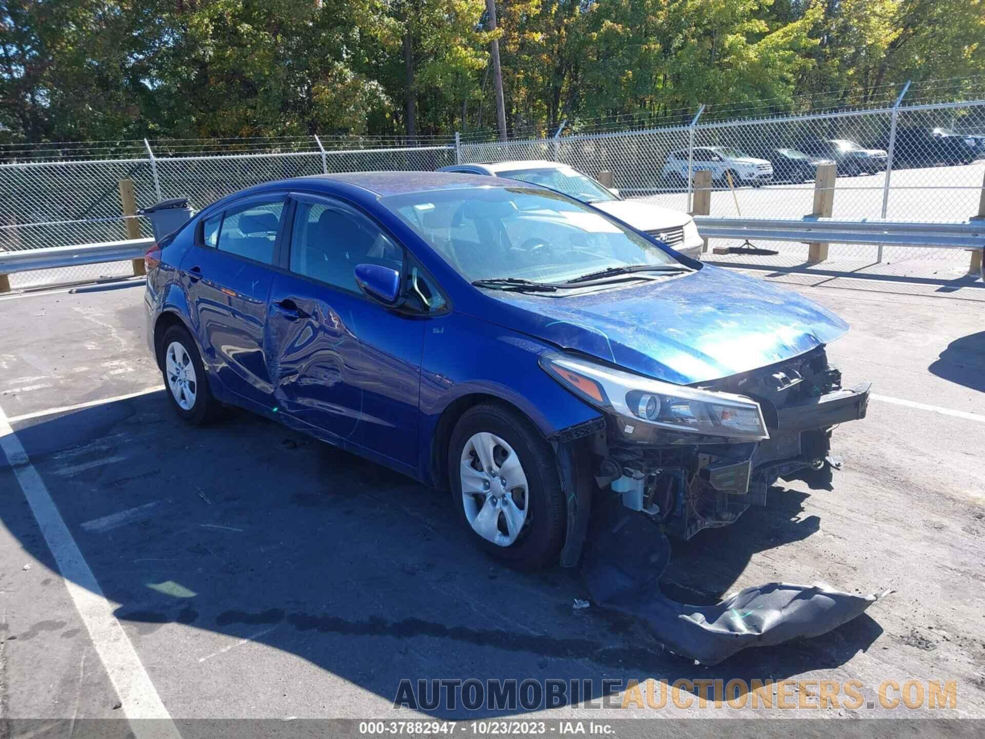 3KPFL4A78JE272390 KIA FORTE 2018