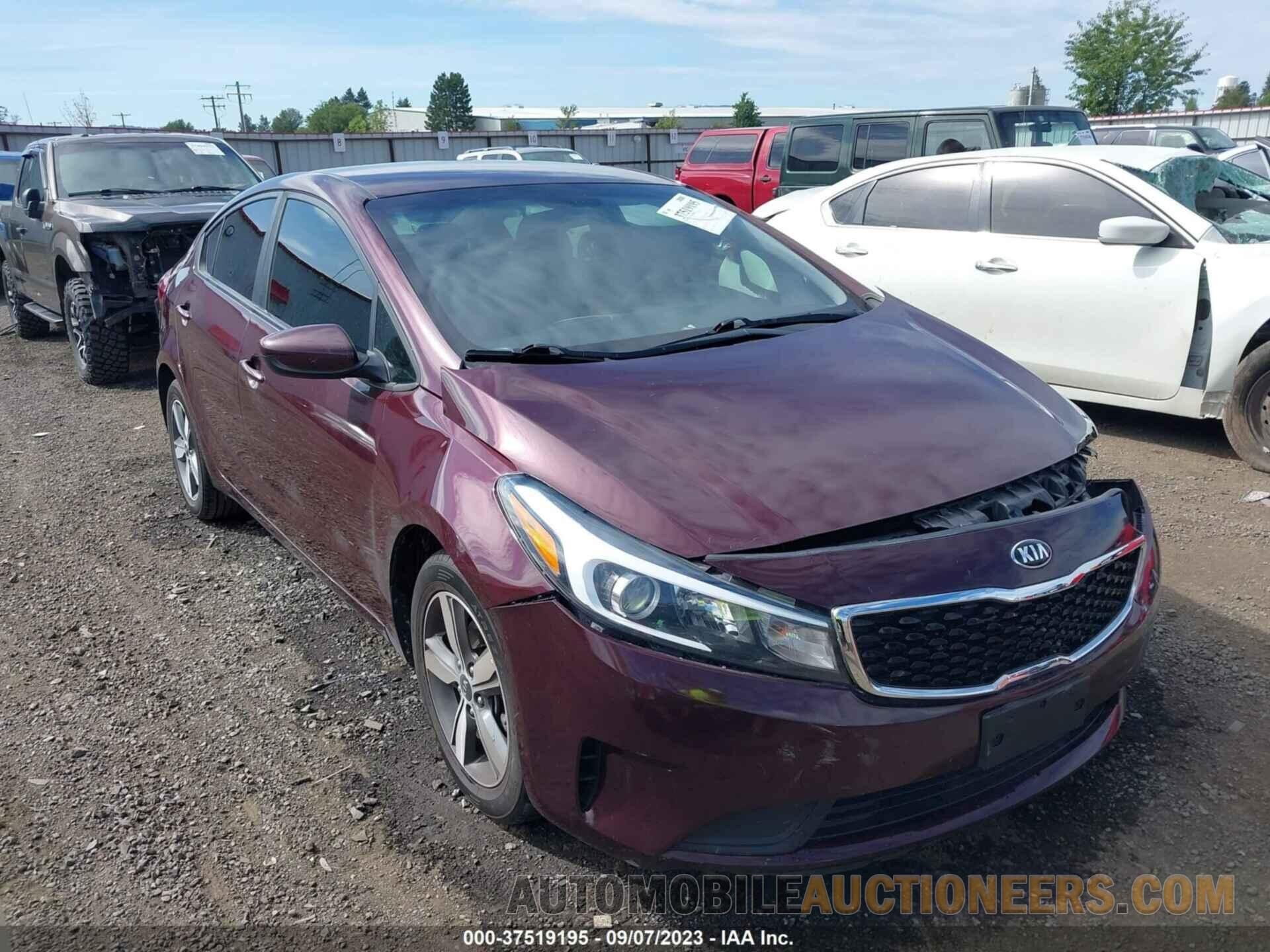 3KPFL4A78JE273572 KIA FORTE 2018