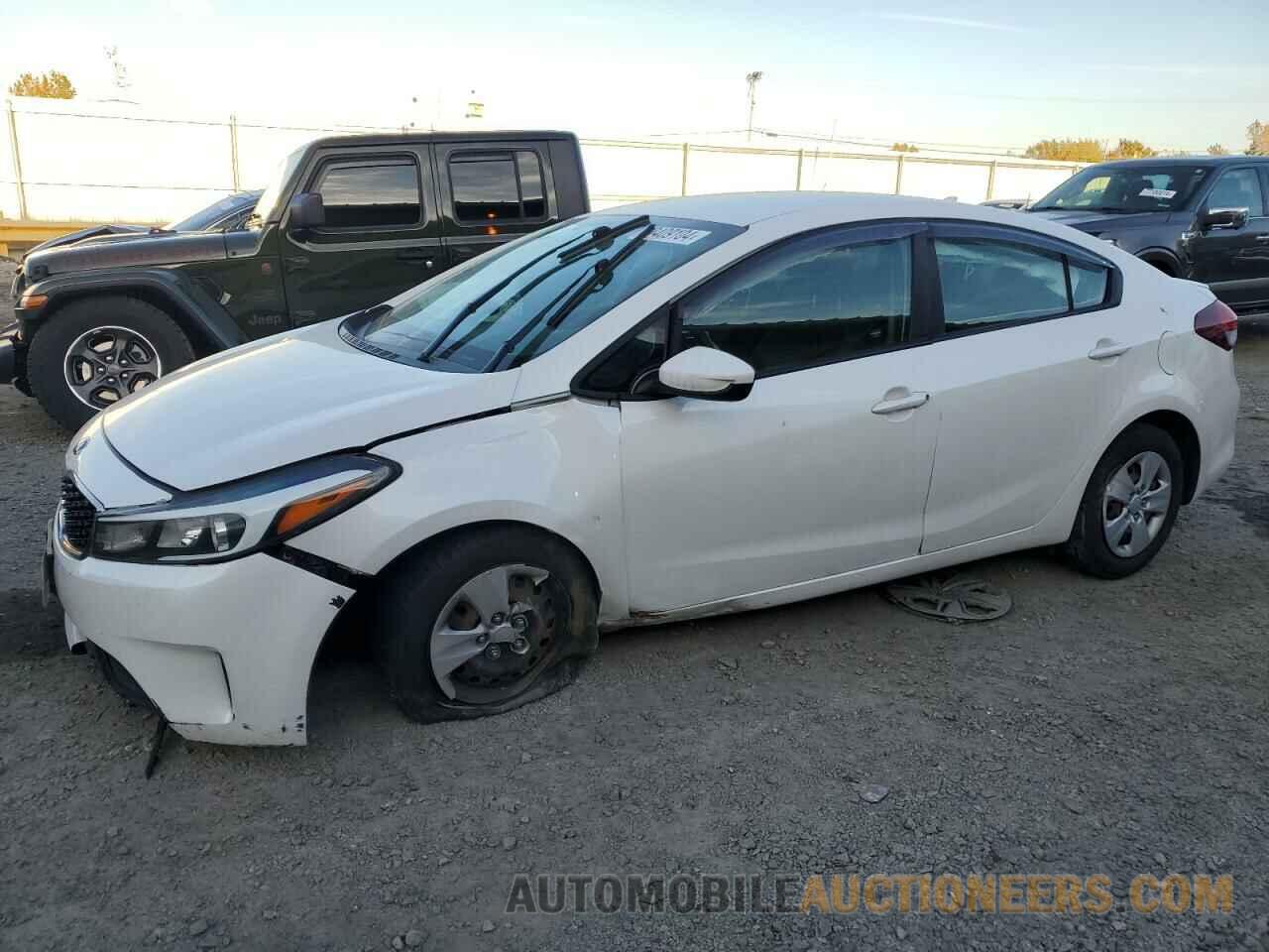 3KPFL4A7XHE108147 KIA FORTE 2017