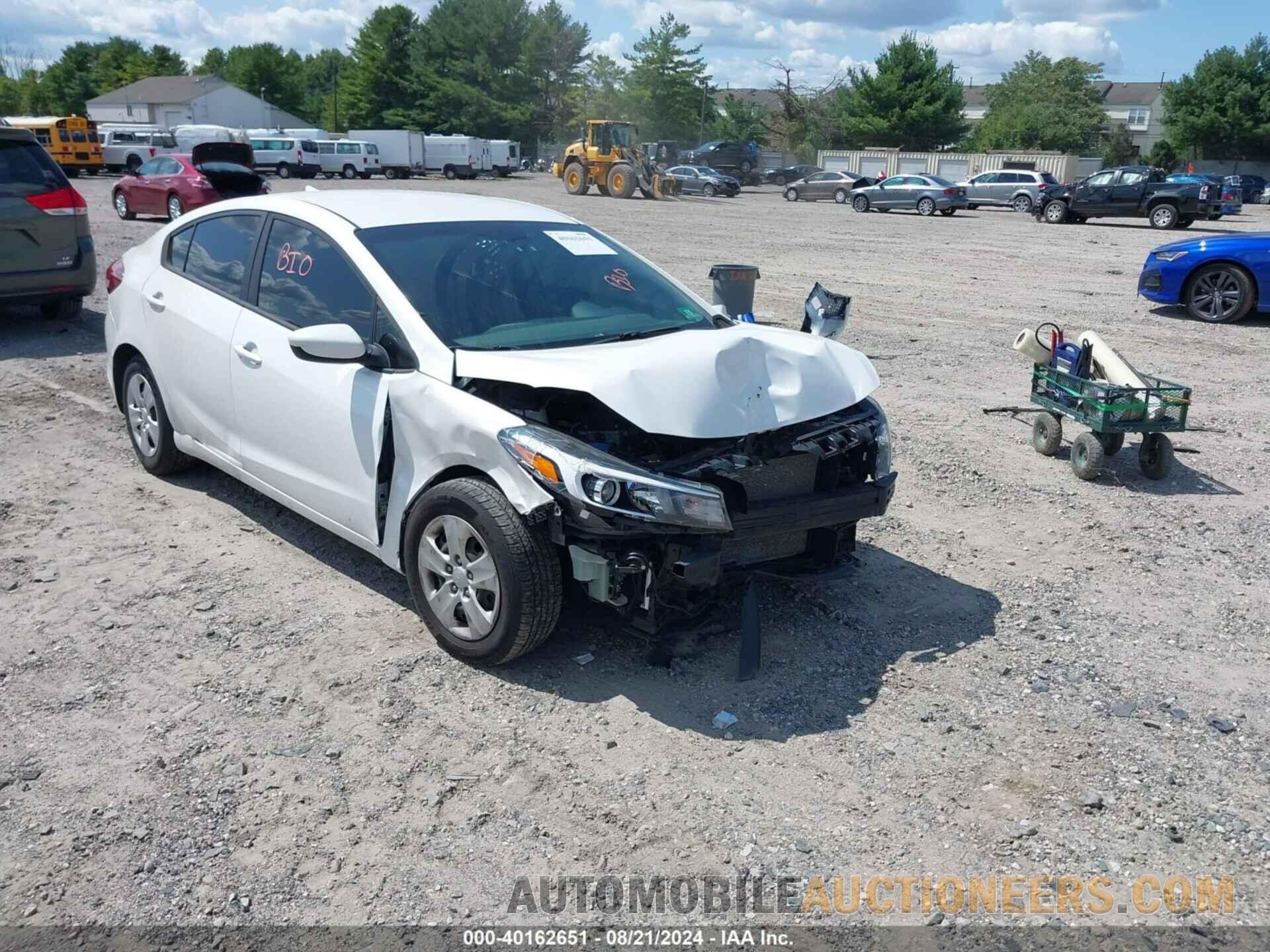 3KPFL4A7XJE228889 KIA FORTE 2018