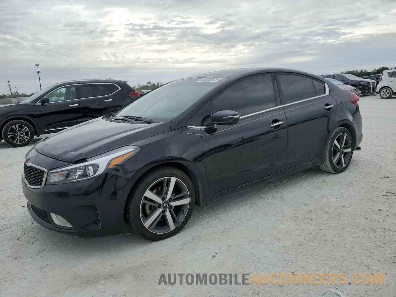 3KPFL4A81HE091585 KIA FORTE 2017