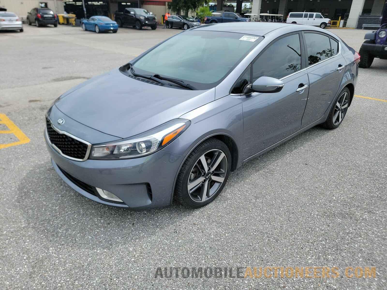 3KPFL4A83JE238155 Kia Forte EX 2018