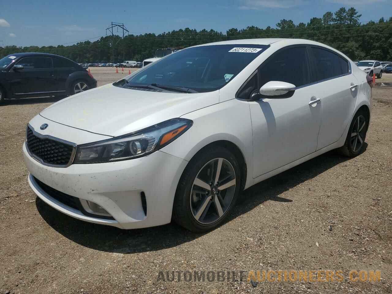 3KPFL4A87JE226686 KIA FORTE 2018