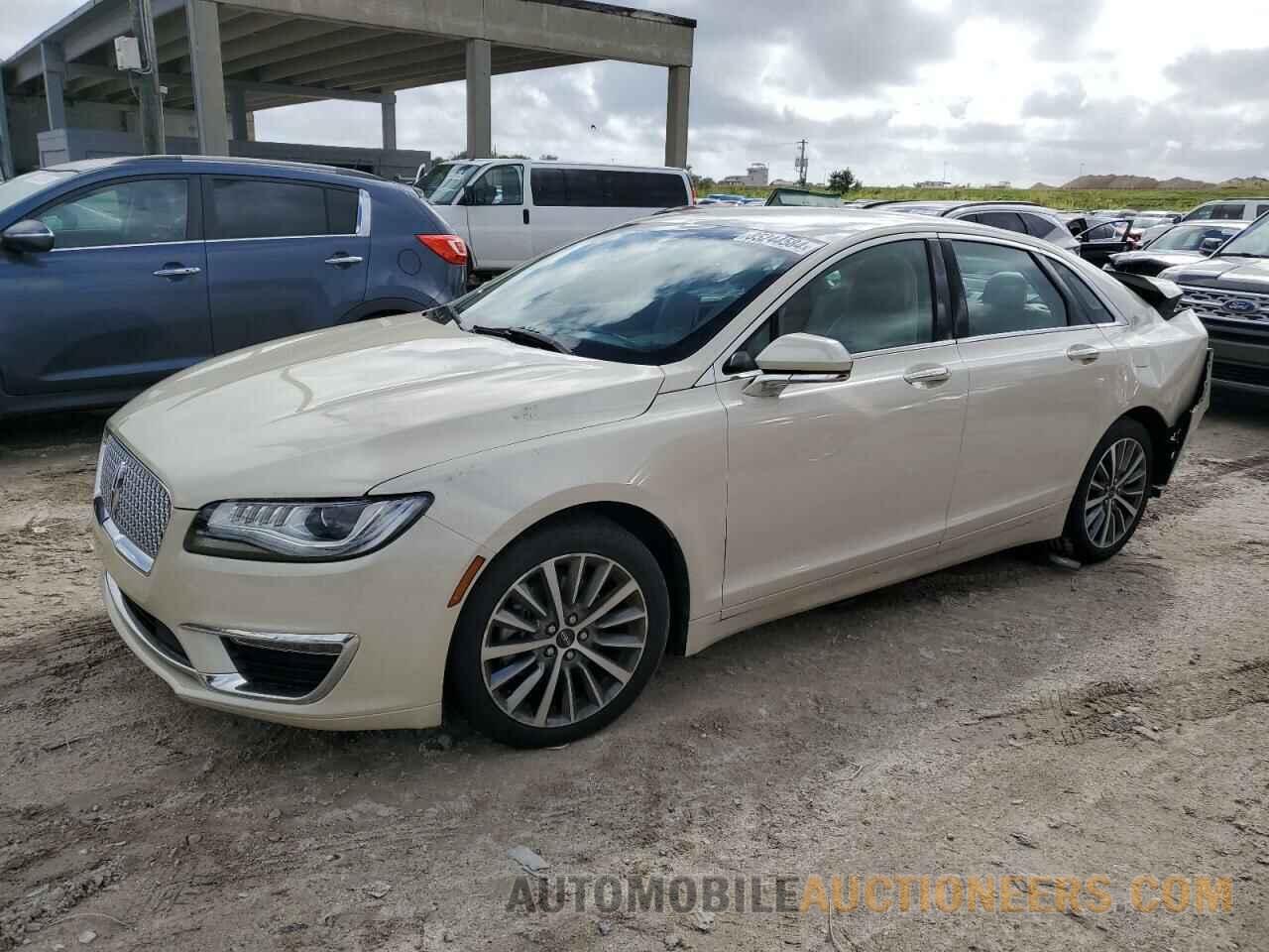 3LN6L5A96JR620733 LINCOLN MKZ 2018