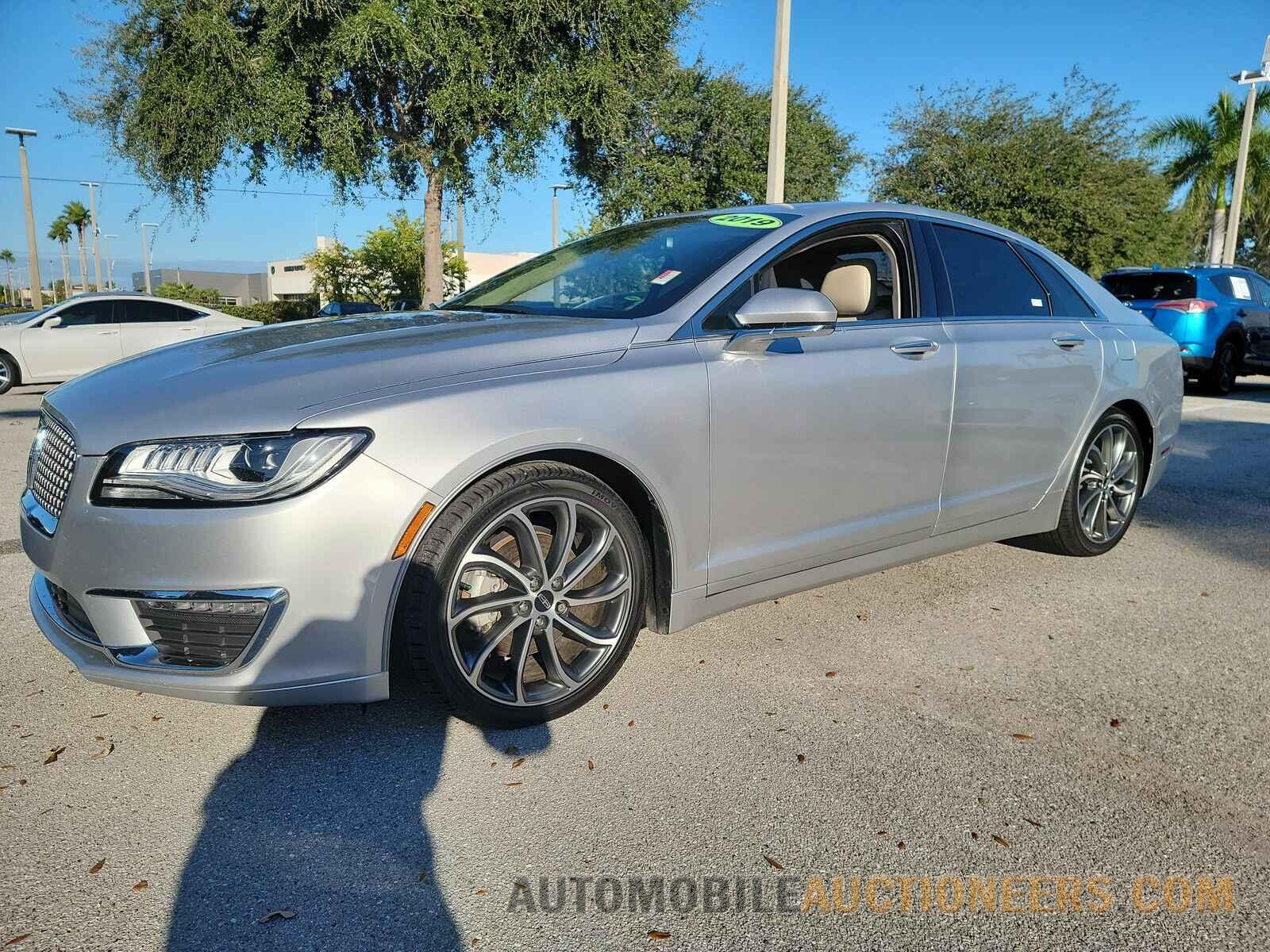 3LN6L5LU8KR607324 Lincoln MKZ 2019