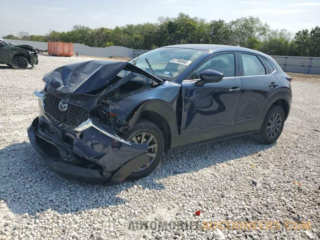 3MVDMAALXMM256183 MAZDA CX30 2021