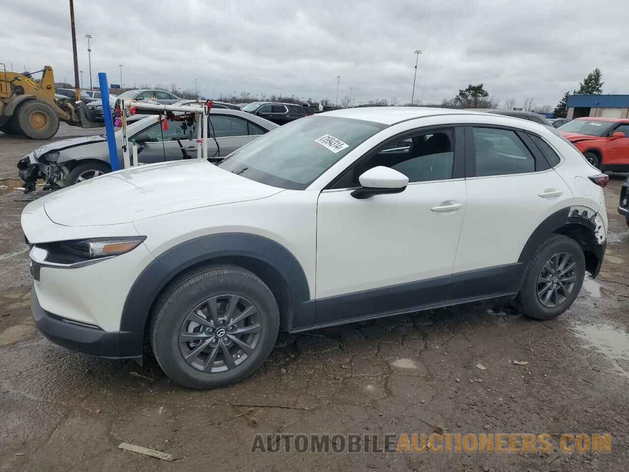 3MVDMBAM3PM580904 MAZDA CX30 2023