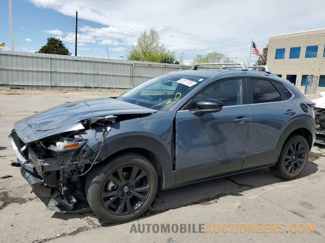 3MVDMBAYXMM300006 MAZDA CX30 2021