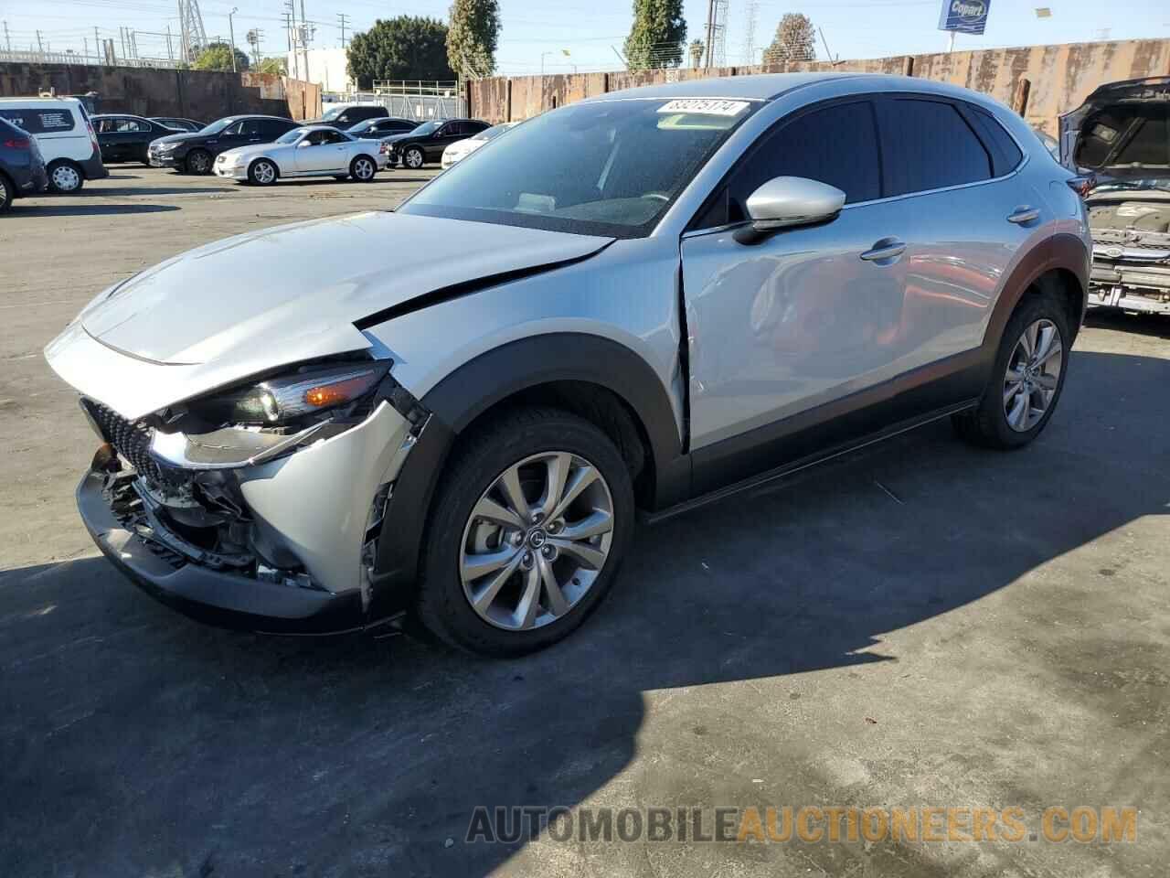 3MVDMBBLXMM256690 MAZDA CX30 2021