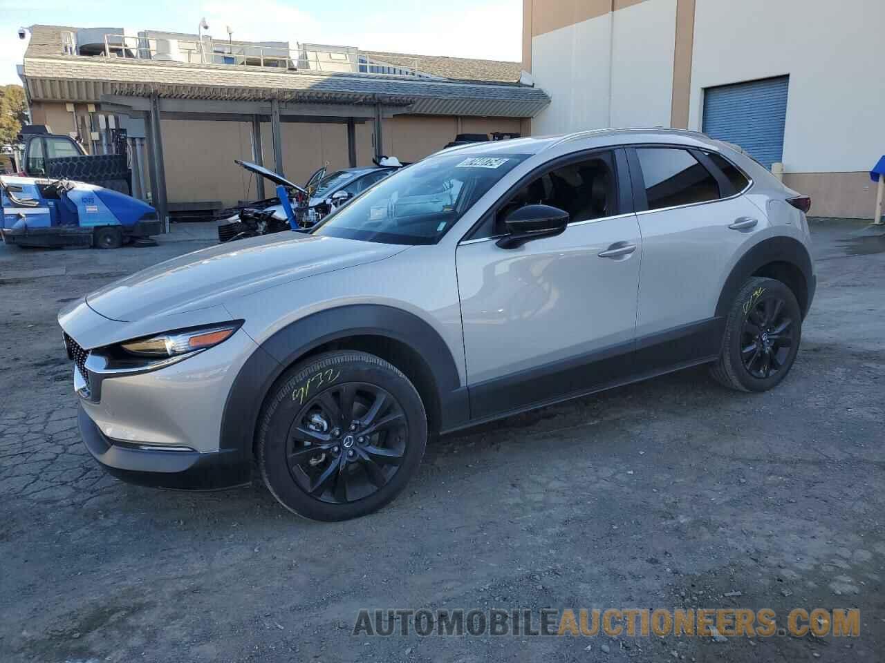 3MVDMBBM1RM697348 MAZDA CX30 2024