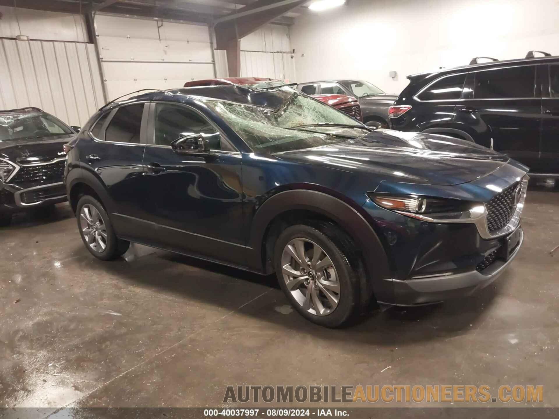 3MVDMBCLXLM130052 MAZDA CX-30 2020