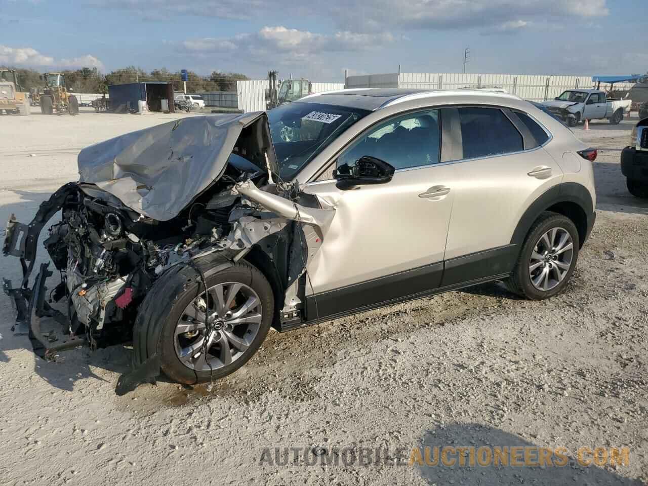 3MVDMBCM9RM648235 MAZDA CX30 2024