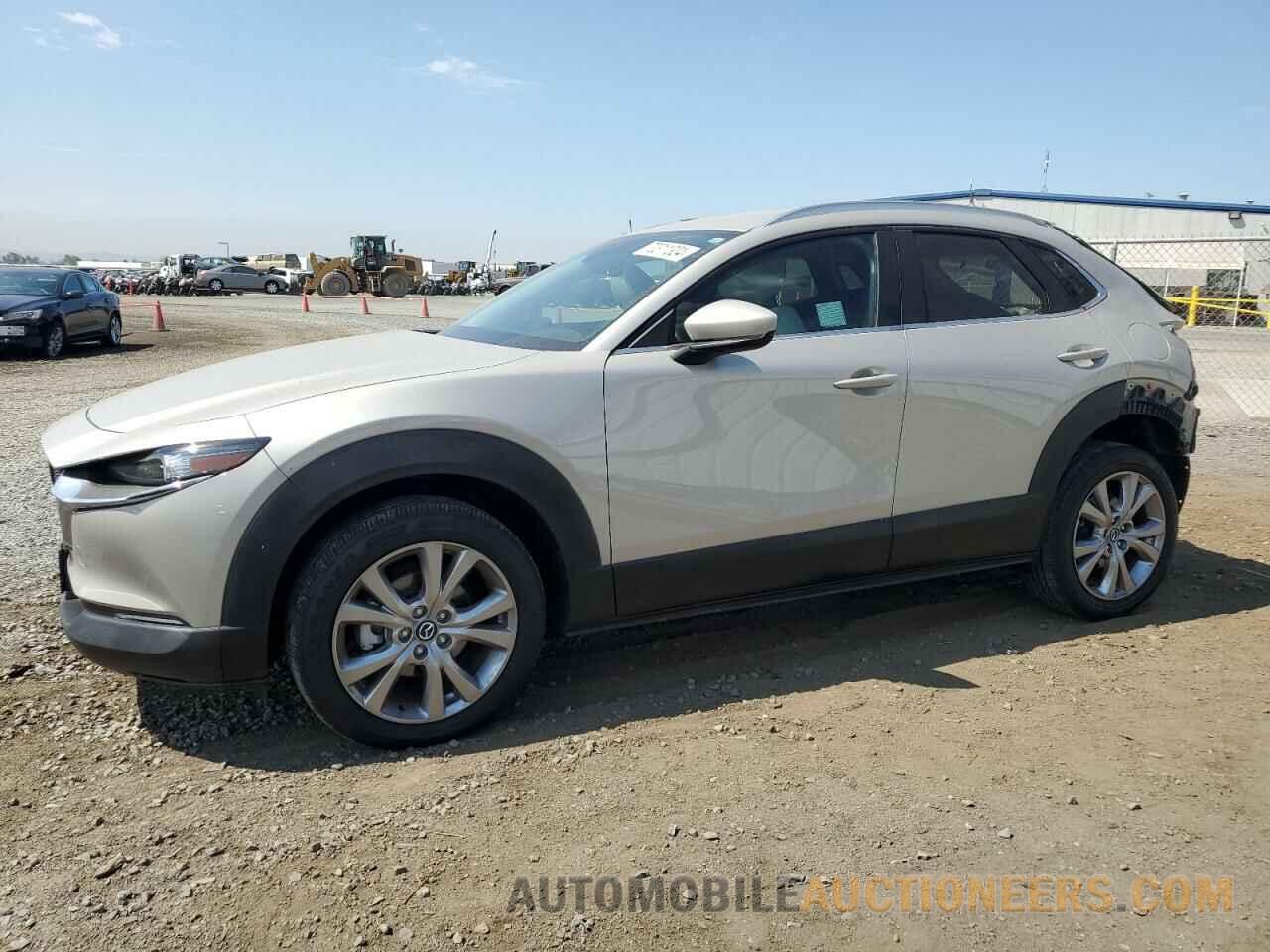 3MVDMBCMXPM548545 MAZDA CX30 2023