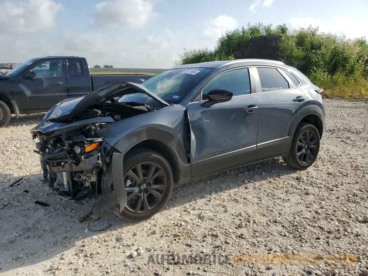 3MVDMBCMXRM611839 MAZDA CX30 2024