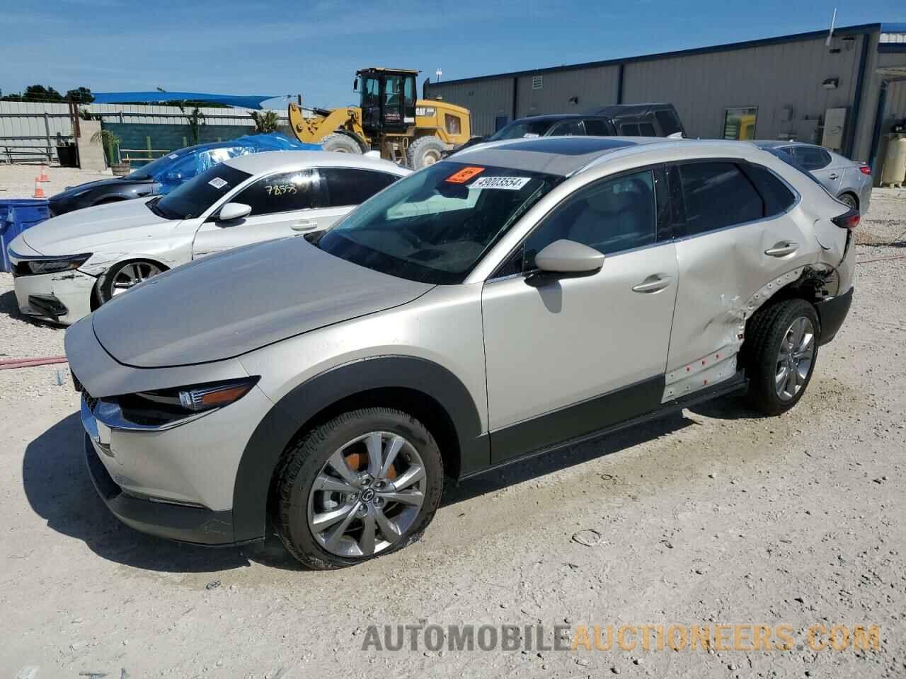 3MVDMBDM3RM608246 MAZDA CX30 2024