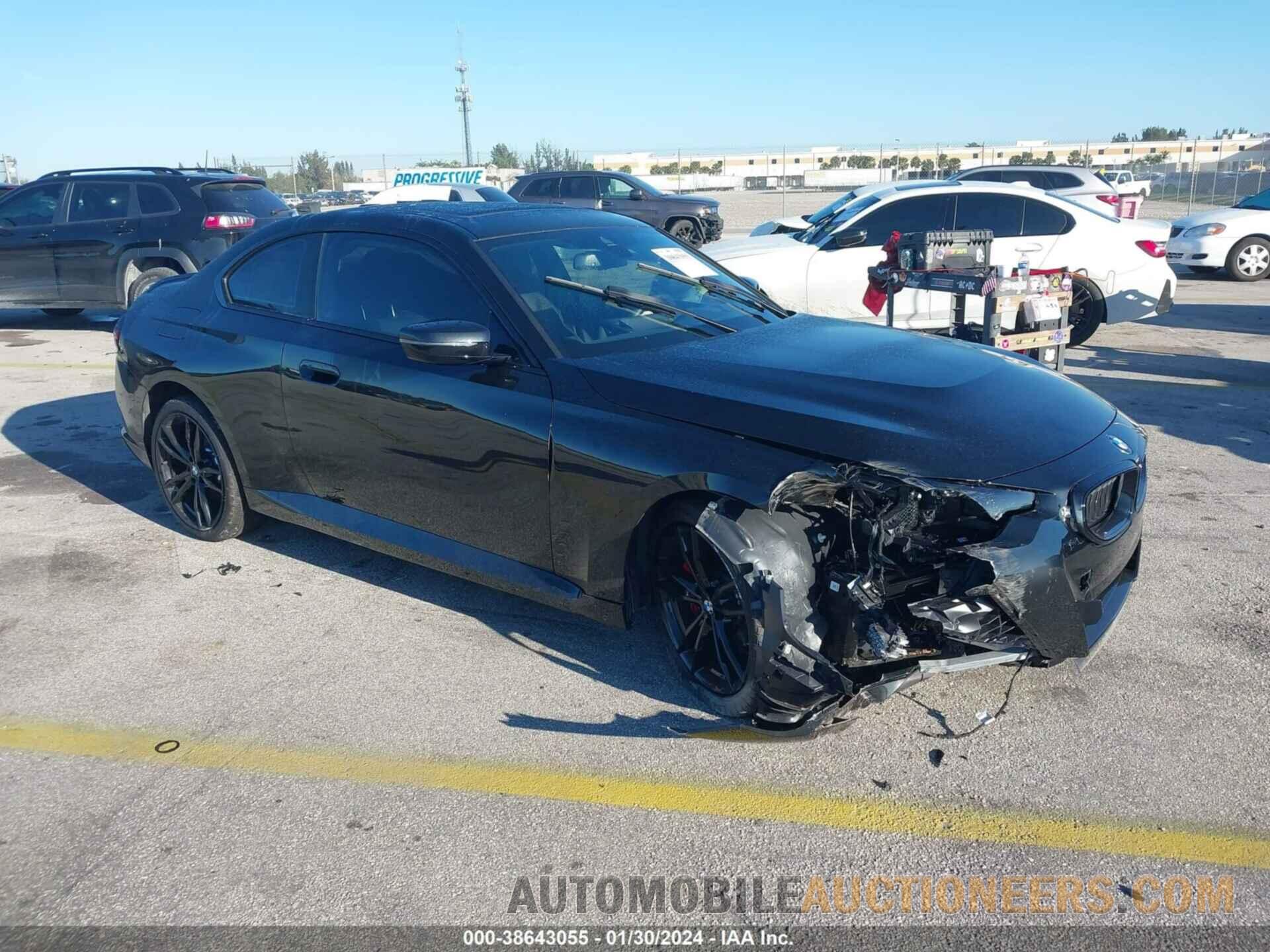 3MW23CM08R8E06815 BMW 230 2024