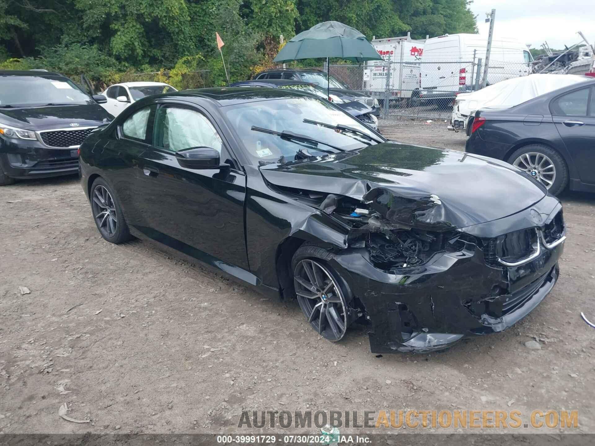 3MW33CM04P8D55752 BMW 230 2023