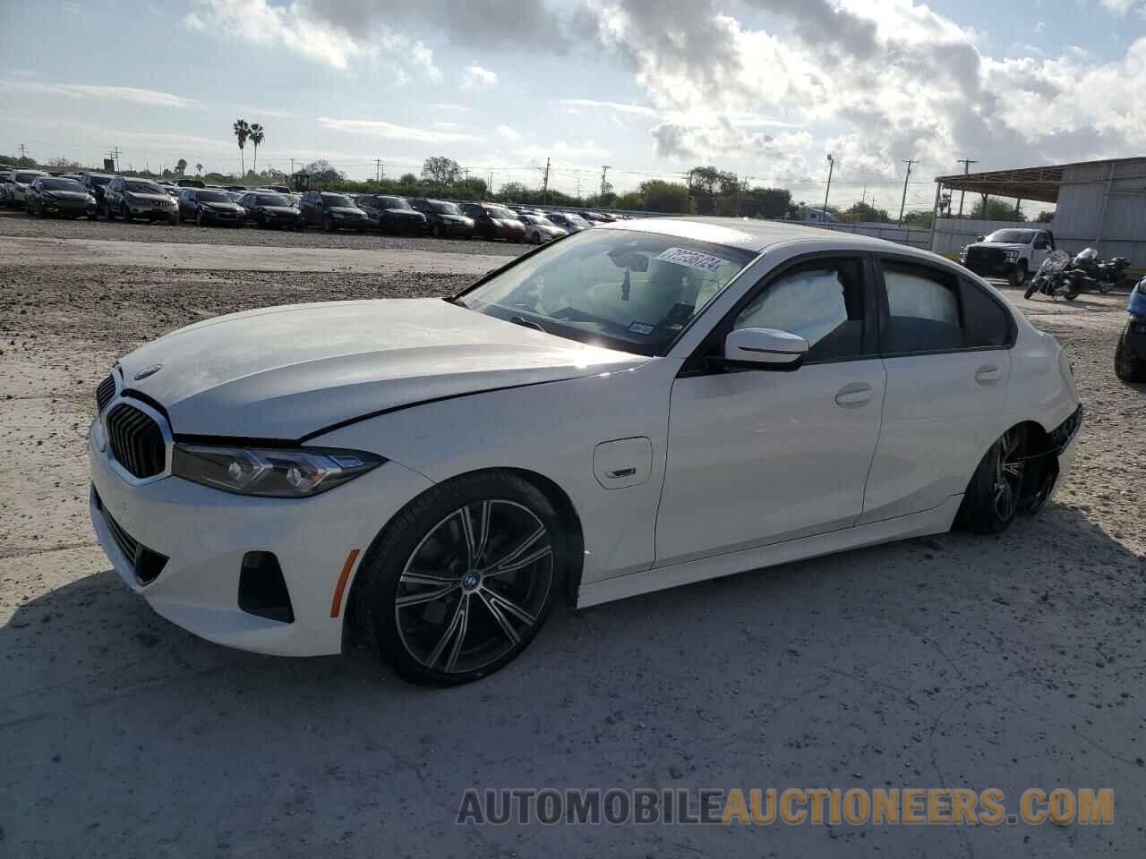 3MW39FF00P8D70486 BMW 3 SERIES 2023