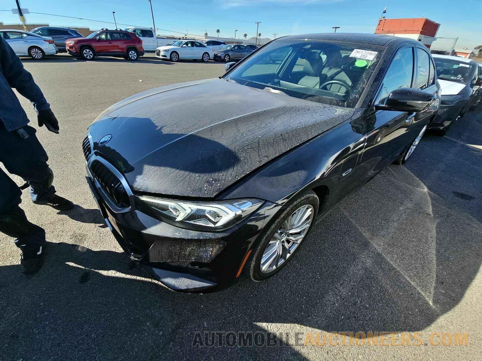 3MW39FF06P8C89962 BMW 3 Series 2023