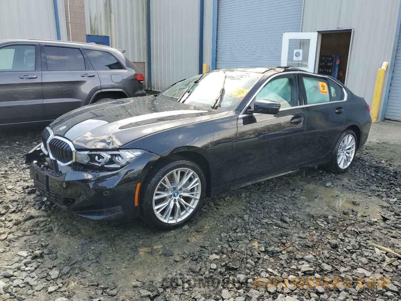 3MW39FS03R8E11380 BMW 3 SERIES 2024