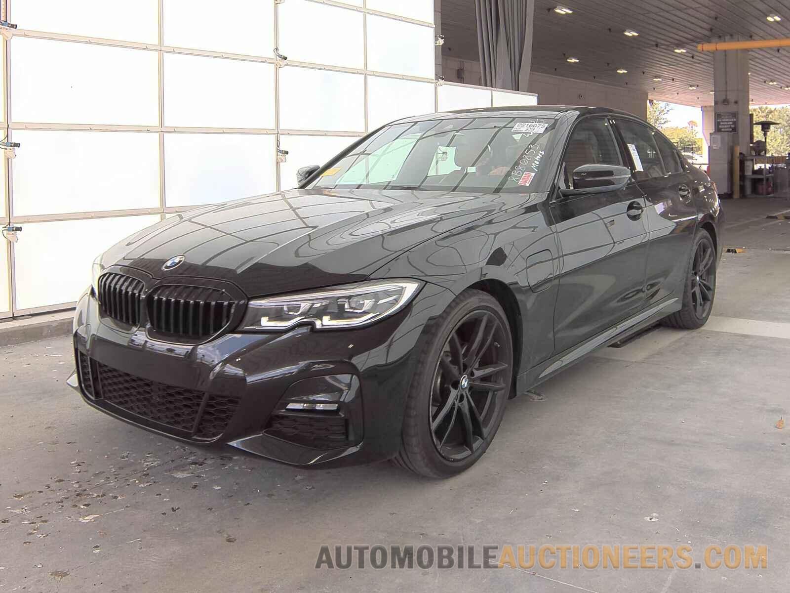 3MW5P7J05M8B80853 BMW 3 Series 2021