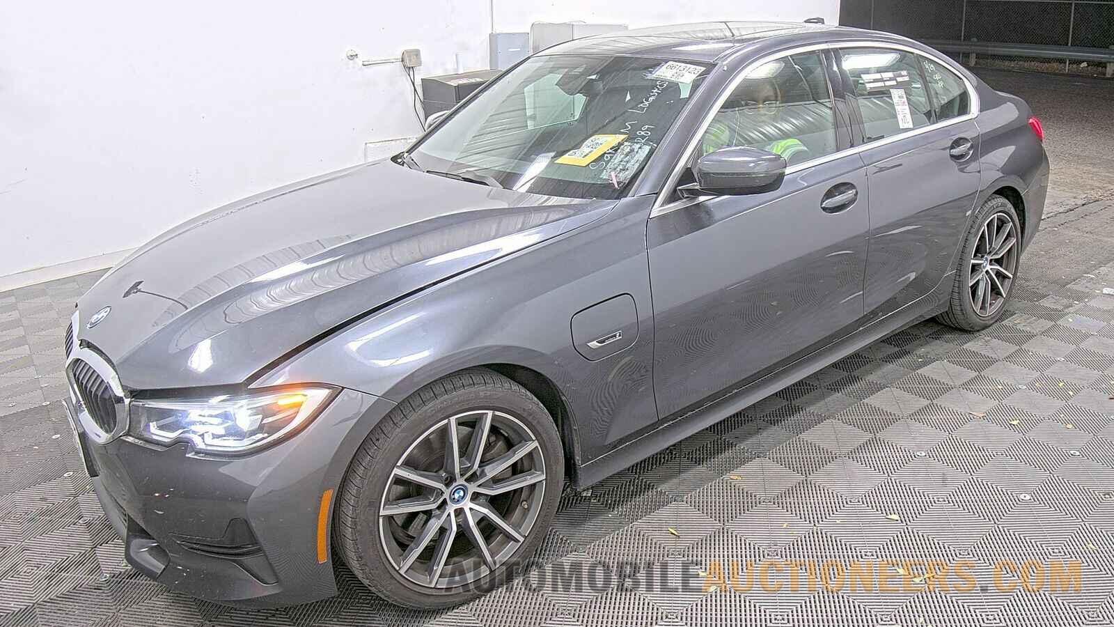 3MW5P7J07N8C69454 BMW 3 Series 2022