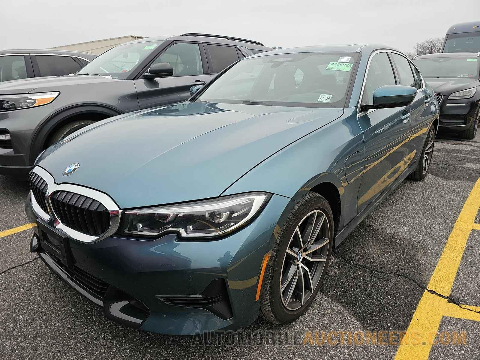 3MW5P9J04M8B64204 BMW 3 Series 2021