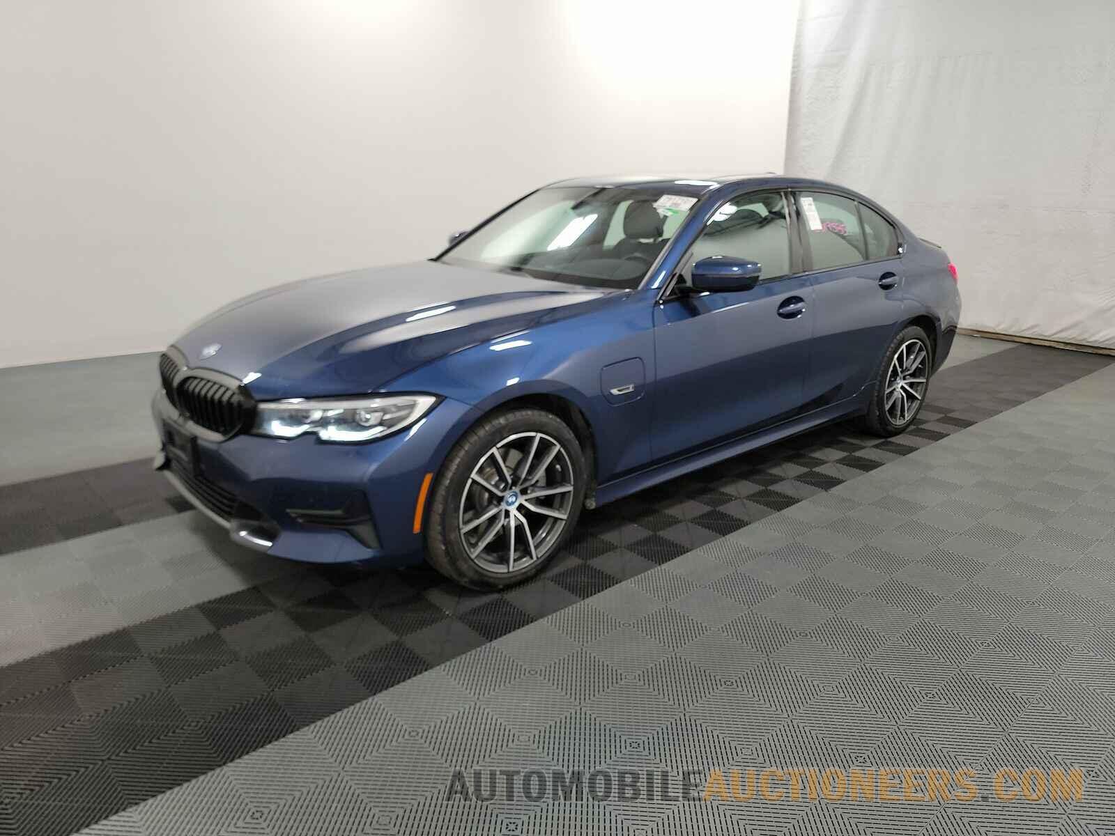 3MW5P9J06N8C48574 BMW 3 Series 2022