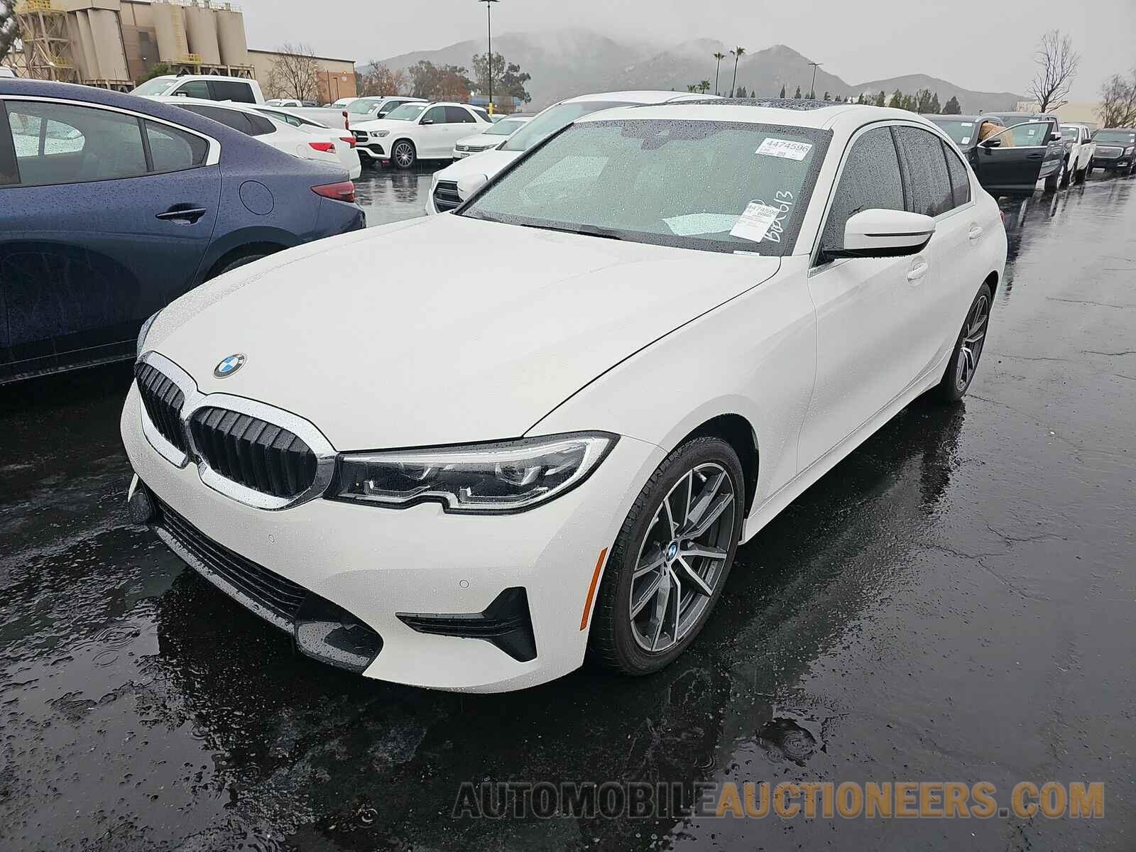 3MW5R1J52K8B02613 BMW 3 Series 2019