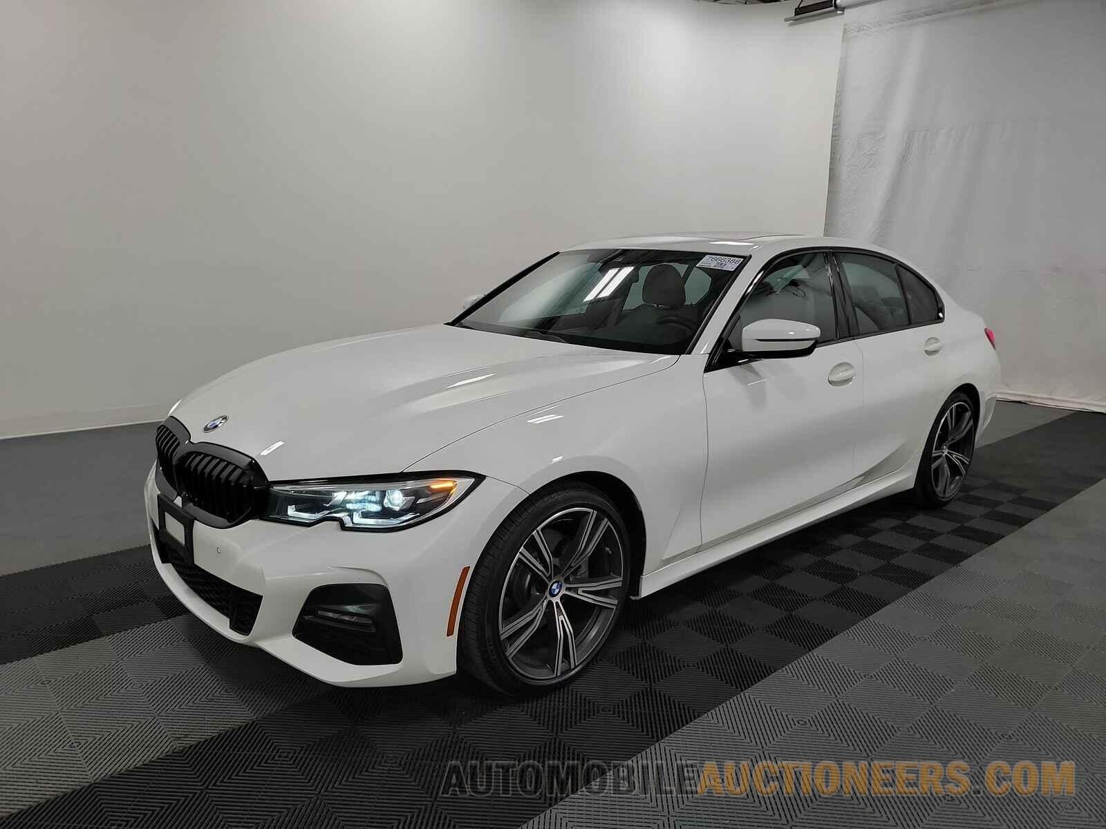 3MW5R7J08L8B10613 BMW 3 Series 2020