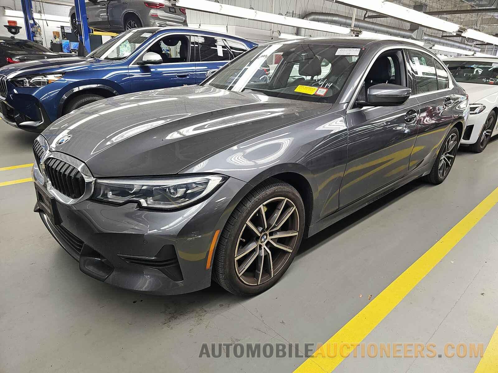 3MW5R7J08M8B74118 BMW 3 Series 2021