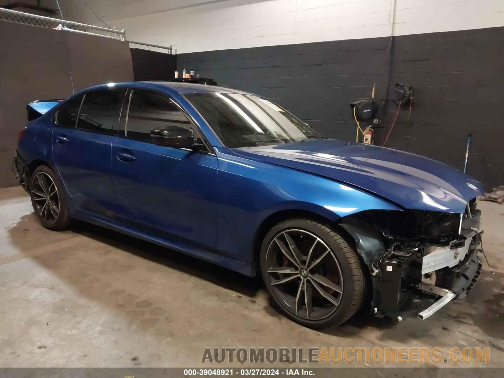 3MW89FF04R8E01215 BMW 3 SERIES 2024