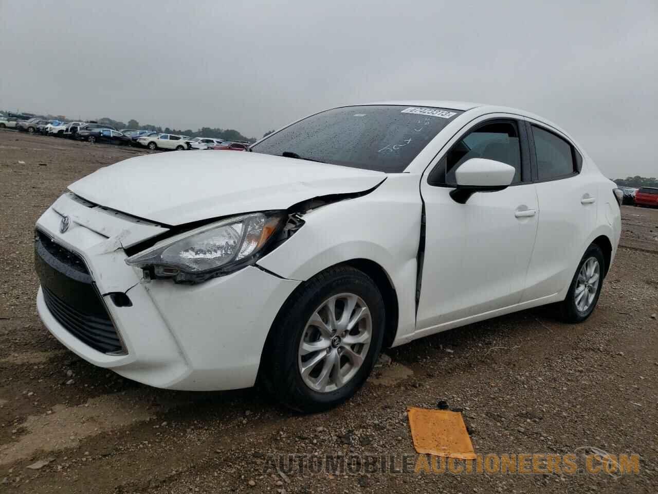 3MYDLBYV0HY154571 TOYOTA YARIS 2017