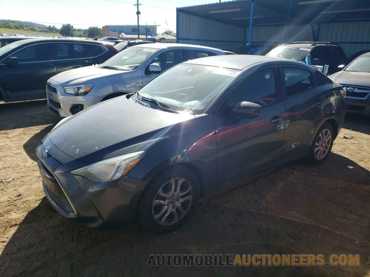 3MYDLBYV0HY174125 TOYOTA YARIS 2017