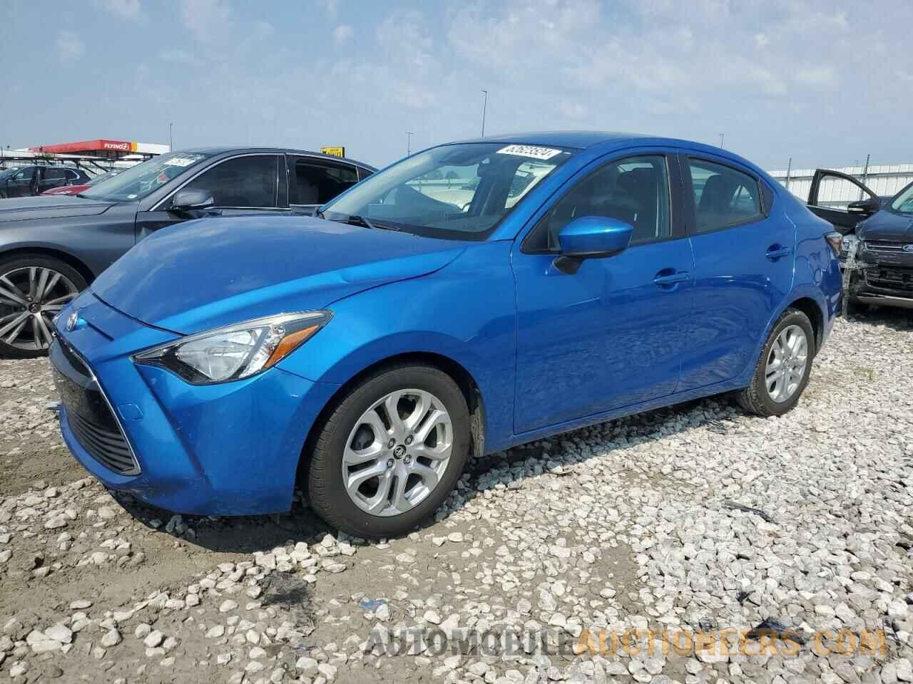 3MYDLBYV0JY310386 TOYOTA YARIS 2018