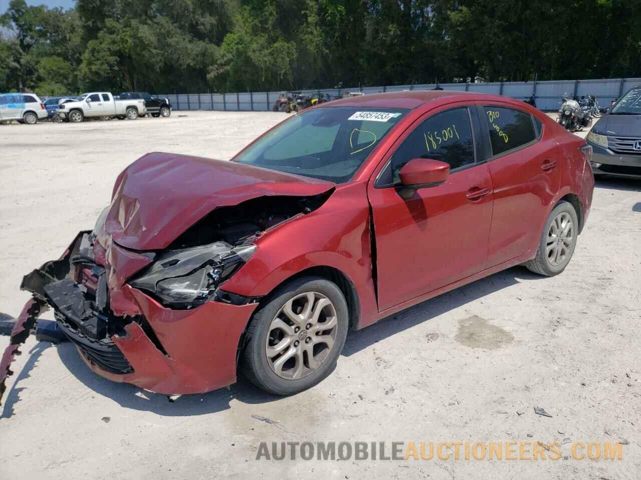 3MYDLBYV0JY318262 TOYOTA YARIS 2018