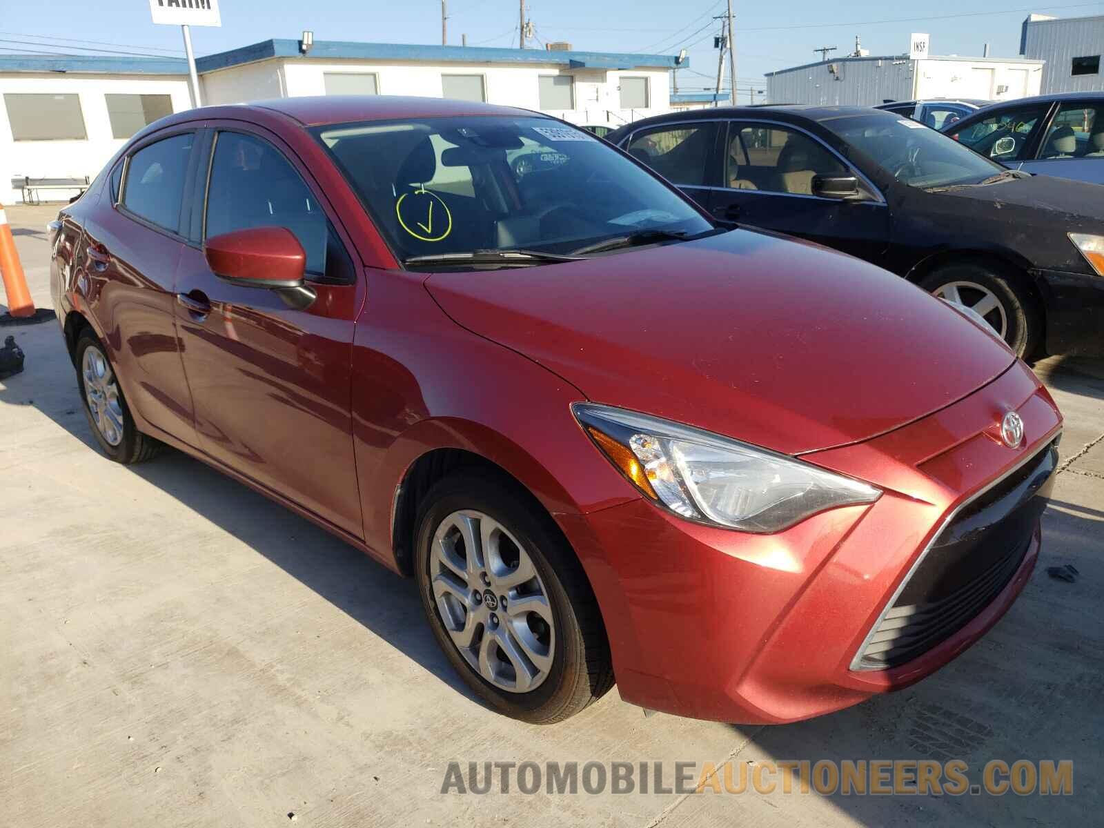 3MYDLBYV0JY323073 TOYOTA YARIS 2018